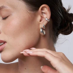 Classic Dome Huggie - Silver