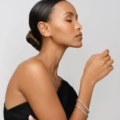 Engraved Dot Bracelet with Diamonds - Silver