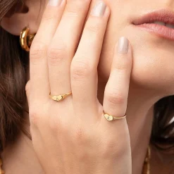 Heart Signet Ring with Initial - Gold Vermeil