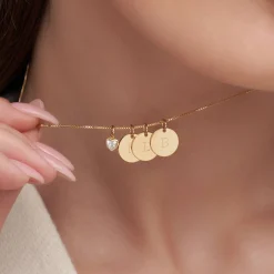 Willow Disc Initial Necklace With 0.2 Ct Heart Shaped Diamond - Gold Vermeil